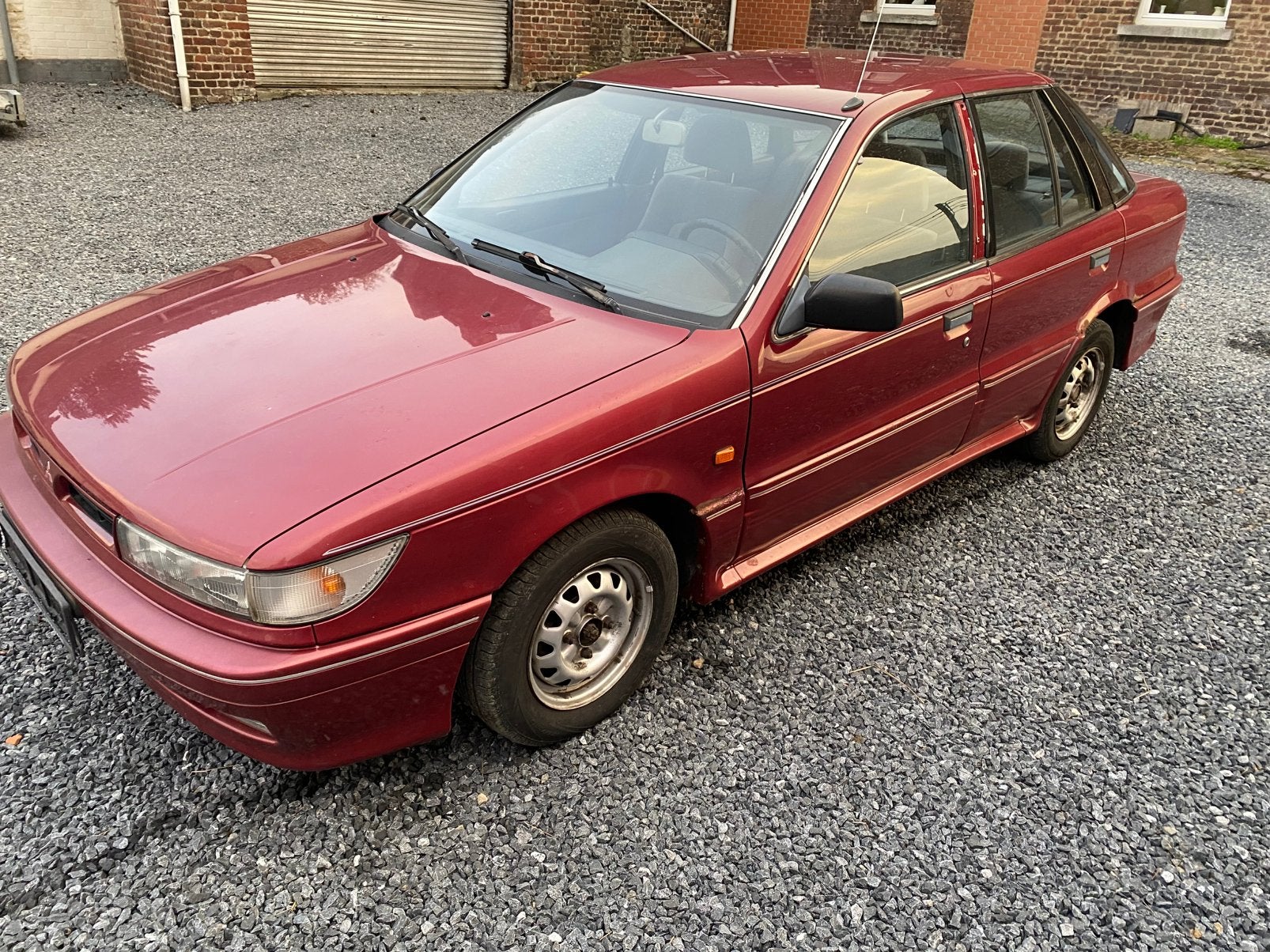 Mitsubishi lancer 1992, Enlèvement, Mitsubishi