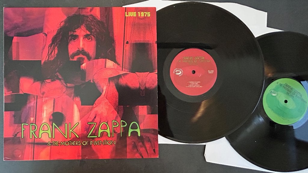 FRANK ZAPPA & MOTHERS - Live Vancouver 1975 ( 2LP; NMINT ), CD & DVD, Vinyles | Rock, Comme neuf, Rock alternatif, Double LP, Double LP