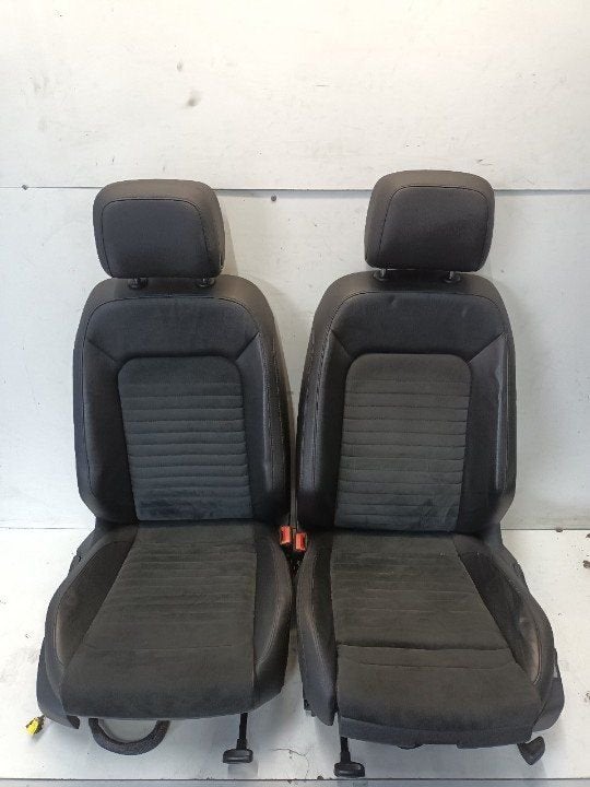 Interieur Volkswagen Passat, Onderdelen@venauto.nl, Van der Ven Autorecycling B.V., Gebruikt, Ettenseweg 76, 4706 PB Roosendaal, The Netherlands