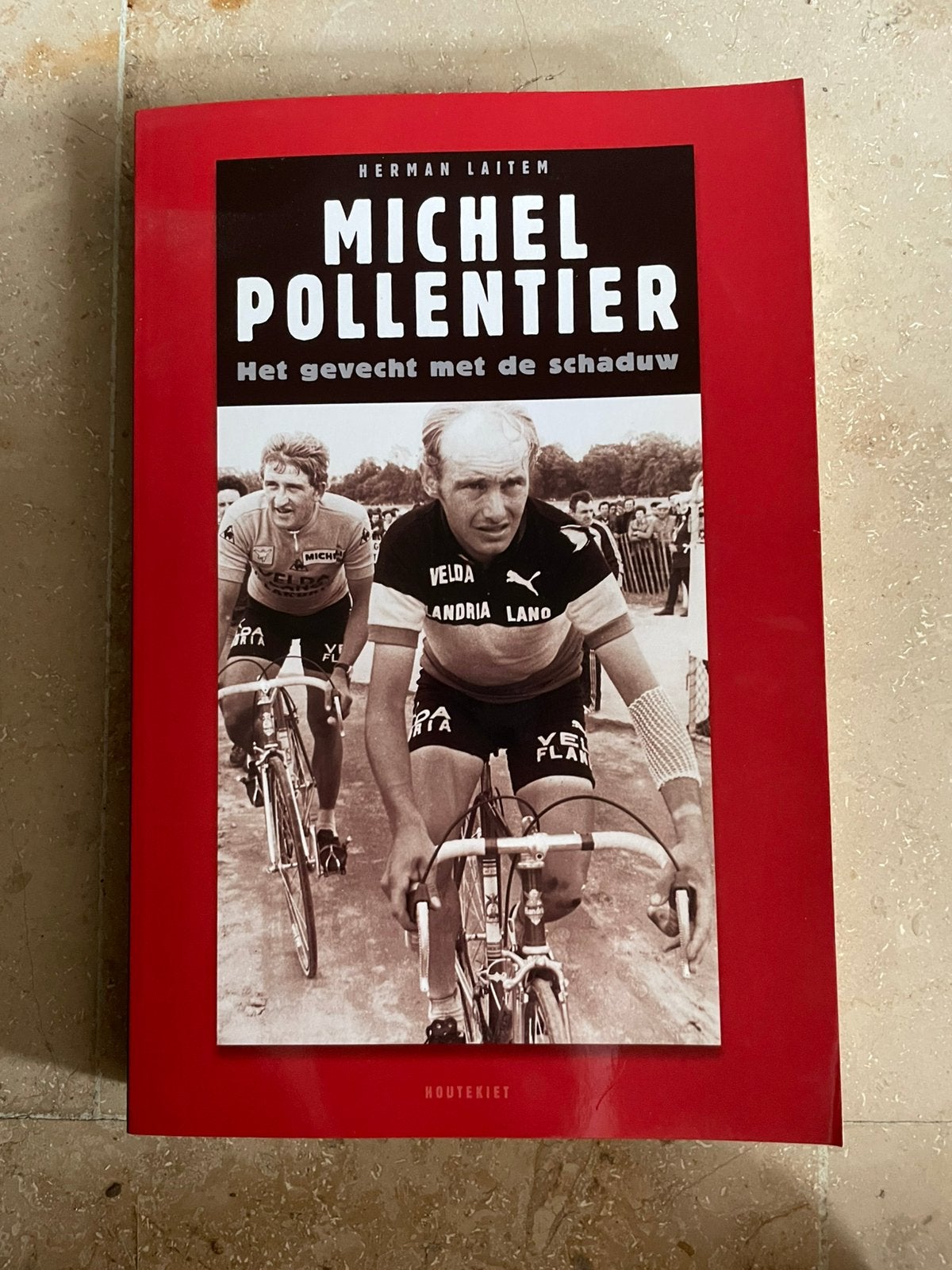 Michel Pollentier het gevecht met de schaduw, Ophalen of Verzenden, Zo goed als nieuw