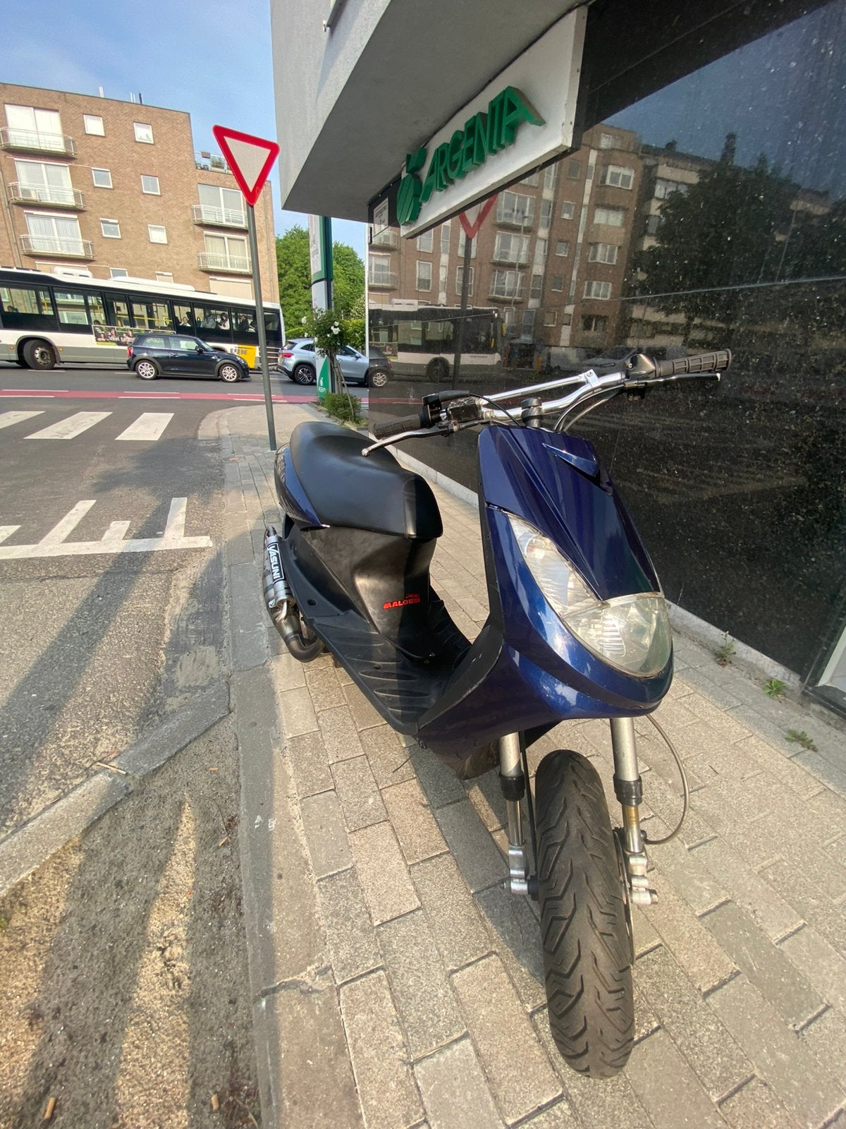 70cc stunt viva, Enlèvement, Comme neuf, Aerox