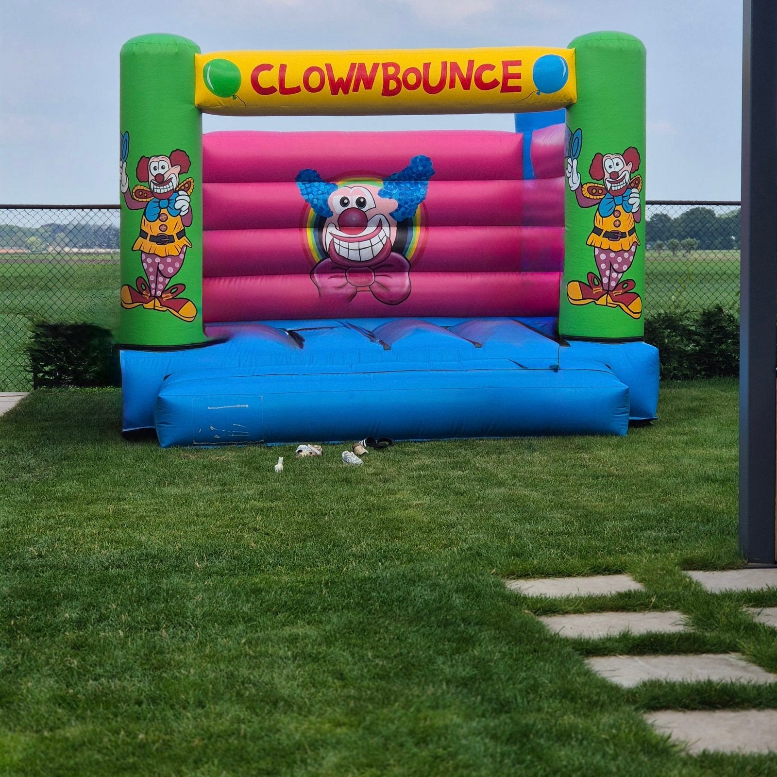 Springkasteel clown, Ophalen, Zo goed als nieuw