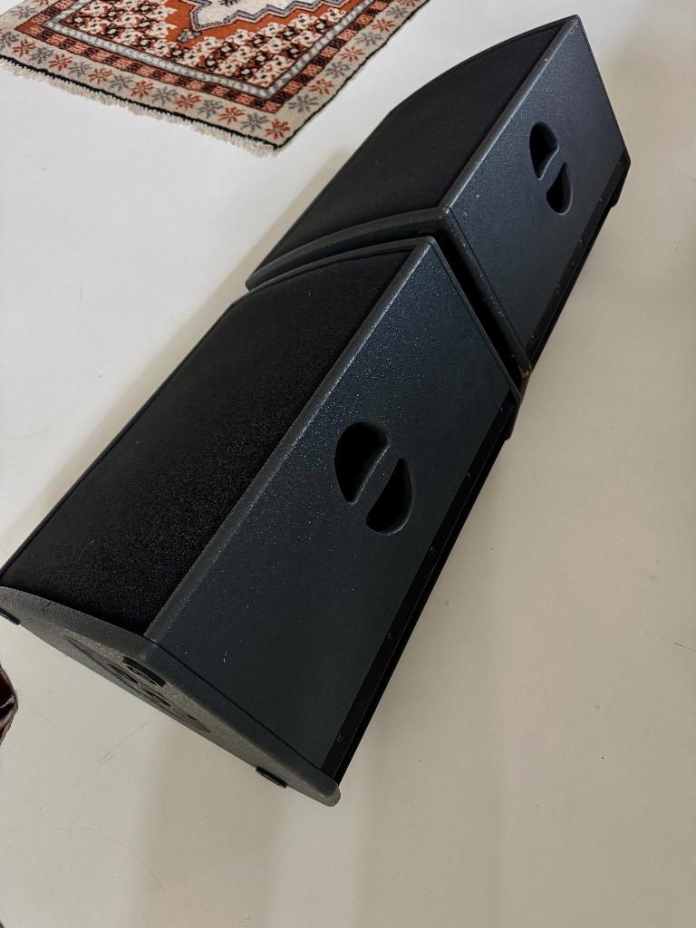 2 HK Audio D.A.R.T. wedge/actieve monitors, Audio, Tv en Foto, Professionele apparaten, Ophalen, Gebruikt, Audio