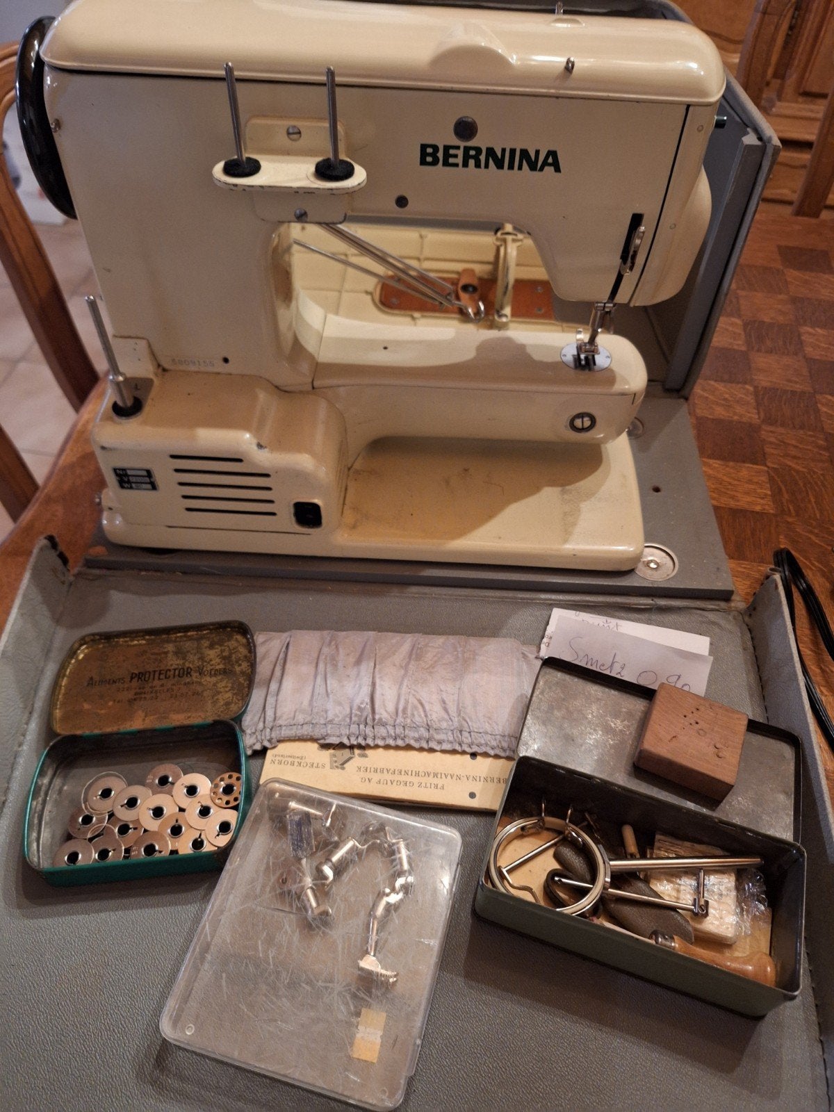 Bernina naaimachine, Antiek en Kunst, Antiek | Naaimachines, Ophalen