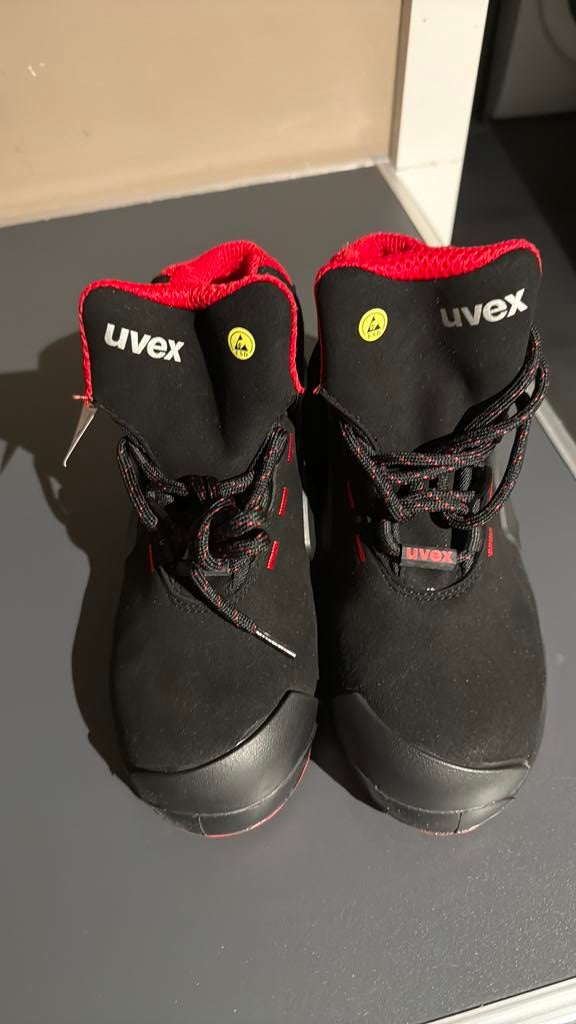 UVEX veiligheidsschoenen maat 38, Ophalen, Nieuw