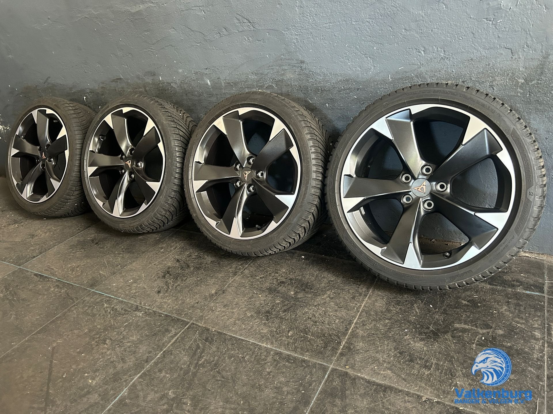 6-7mm! Originele Seat Cupra Leon KL 5FA 18 inch zwarte velge, Auto-onderdelen, Banden en Velgen, 18 inch, Gebruikt, -, -