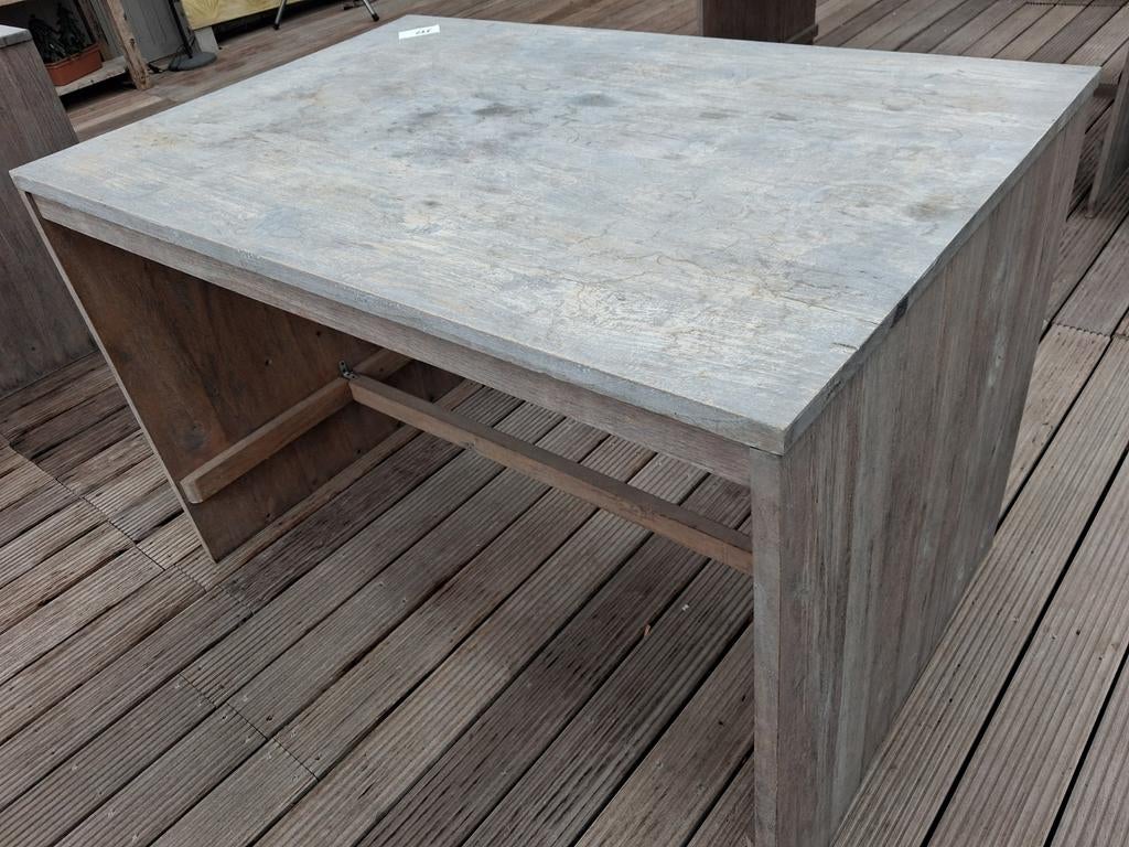 Bartafel buiten, Ophalen