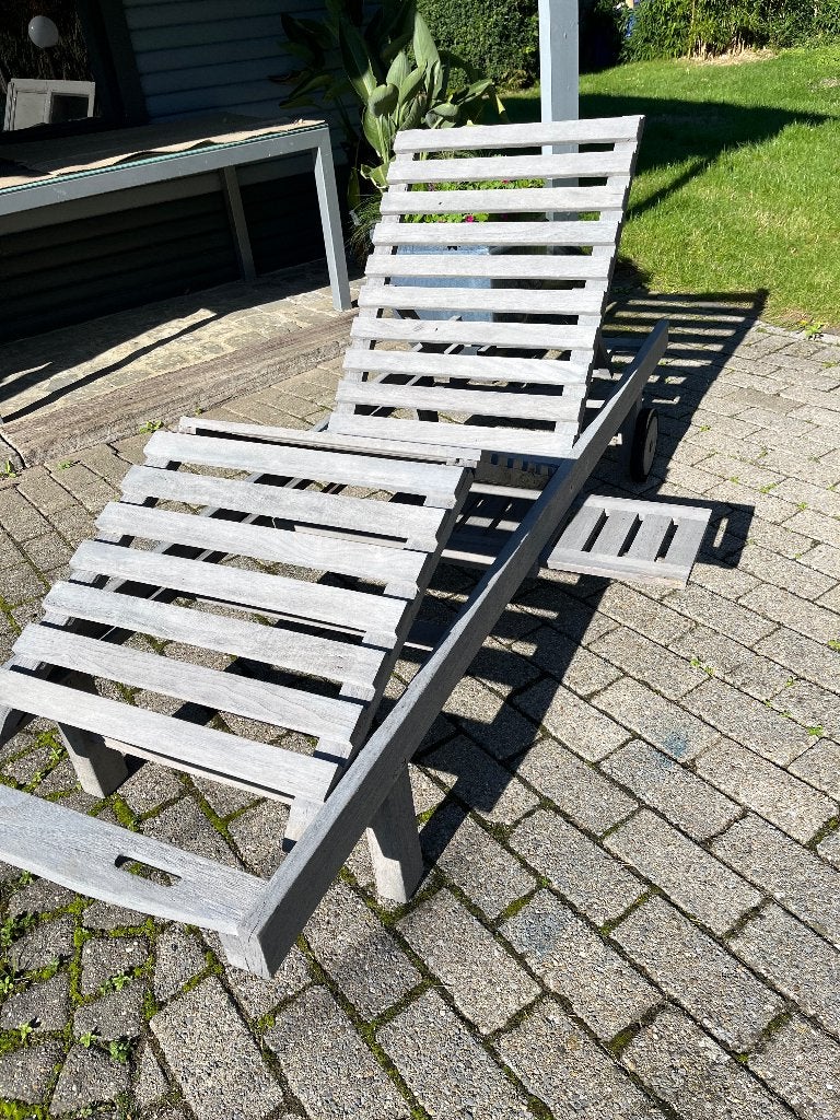 Teka-Teak,ligbed, Ophalen, Zo goed als nieuw, Teakhout, Verstelbaar