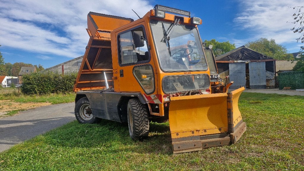 Zoutstrooier Ladog 4x4 + 4wielsturing schuif & pekelstrooier, Ophalen, Overige, Transport