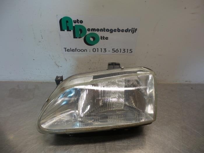 Koplamp links van een Renault Megane (Megane 96-), Auto-onderdelen, Gebruikt, -, Renault, -