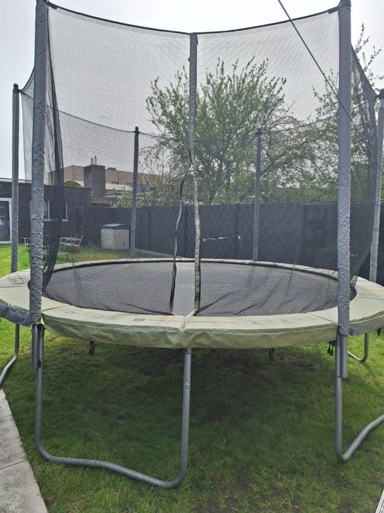 Trampoline domyos essential 365, Enlèvement, Utilisé