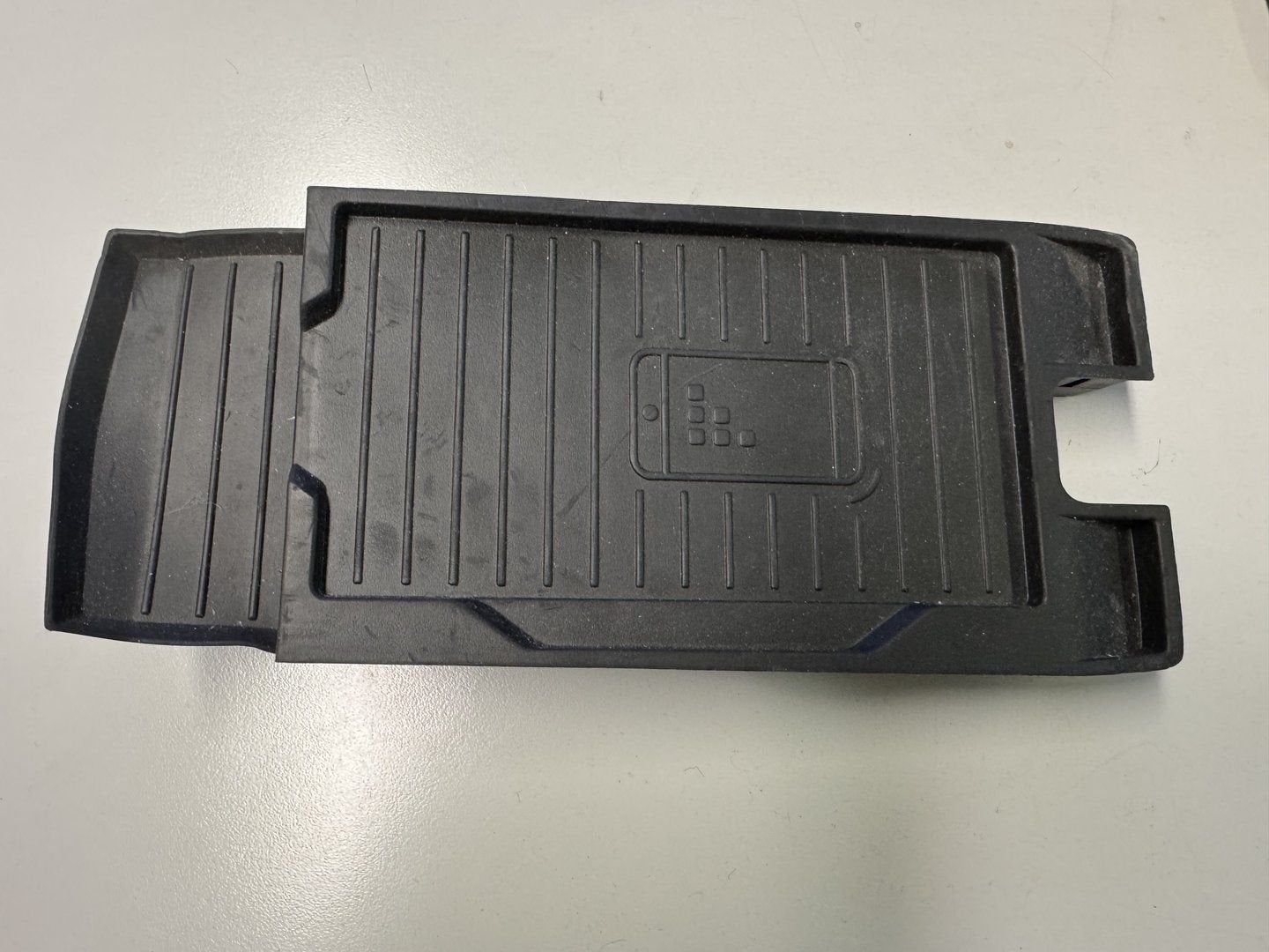 Porsche 9P1.035.502.A wireless telefoon lader, Autos : Divers, Carkits, -, Utilisé, -, -