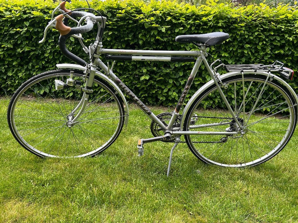 Koersfiets merk Norta, Gebruikt, Velgrem, Versnellingen, 49 tot 53 cm