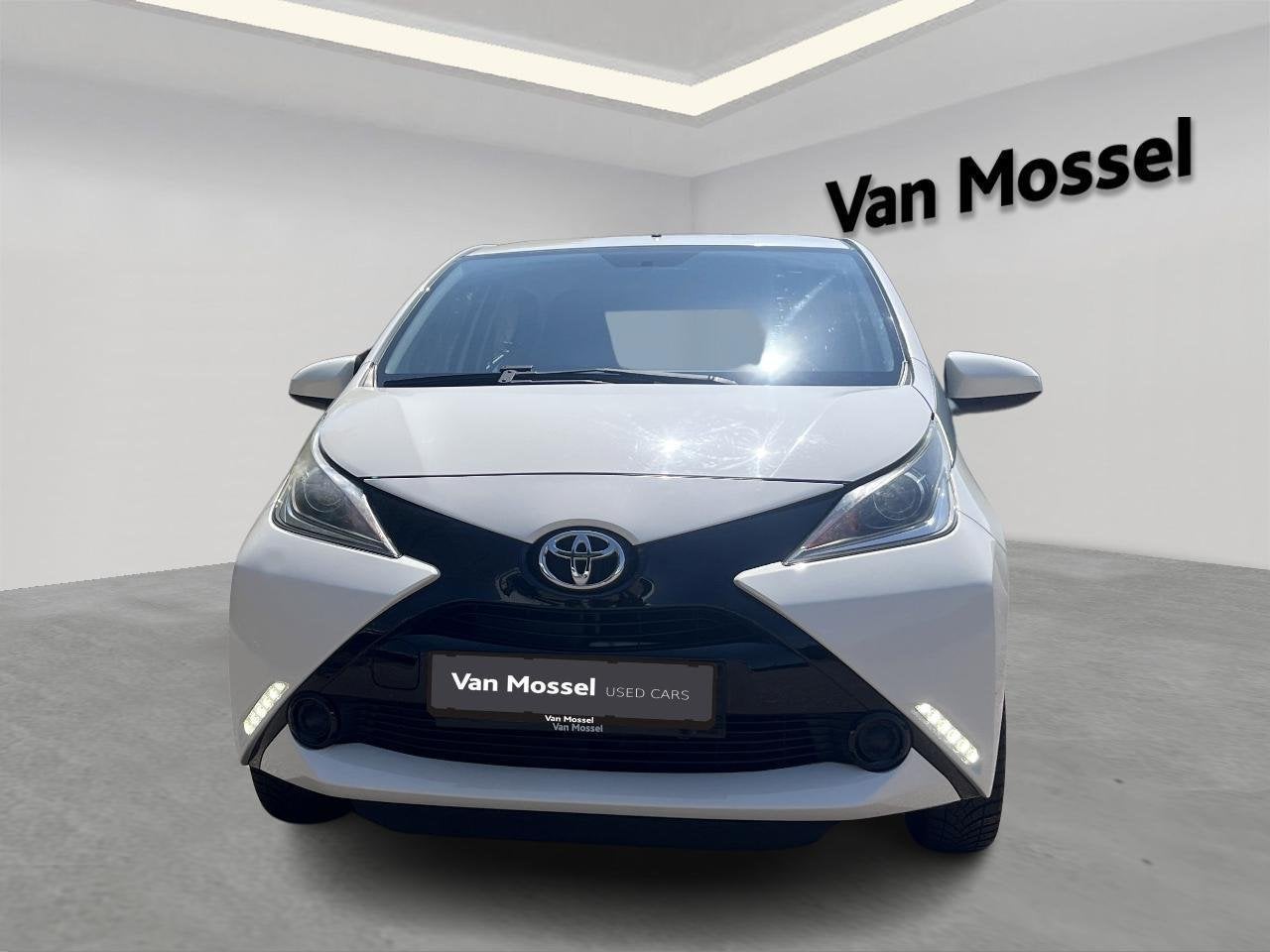 Toyota Aygo 1.0 VVT-i x-play, Auto's, Toyota, 4 zetels, Stof, Gebruikt, Euro 6