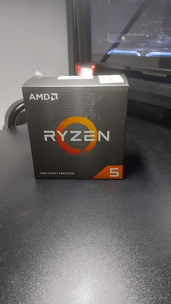 AMD Ryzen 5 5500 (met doos en ventilator) AM4, Computers en Software, Processors, Ophalen, 6-core, AMD Ryzen 5, Zo goed als nieuw