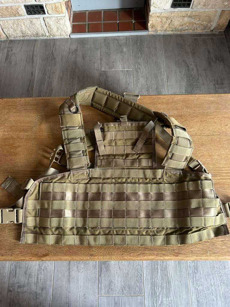 Borstopstelling Eagle Industries RRV USMC us army, Verzamelen, Militaria | Tweede Wereldoorlog, Ophalen of Verzenden