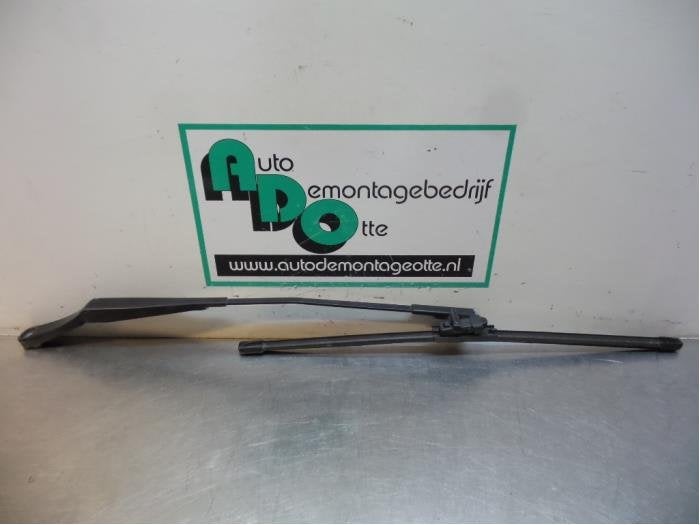 Ruitenwisserarm voor van een Volkswagen Golf Plus (Golf Plus, Gebruikt, -, Volkswagen, -
