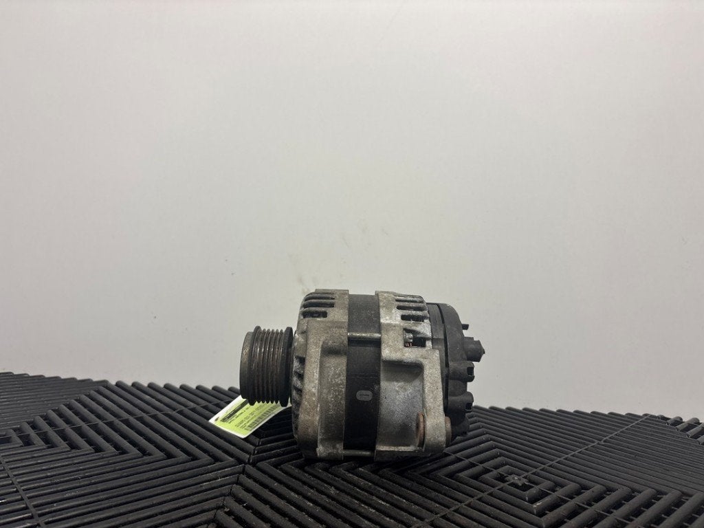 ALTERNATEUR Opel Astra J (PC6 / PD6 / PE6 / PF6), Opel, Opel Automobile GmbH, Utilisé, Kontakt-opel@opel.com