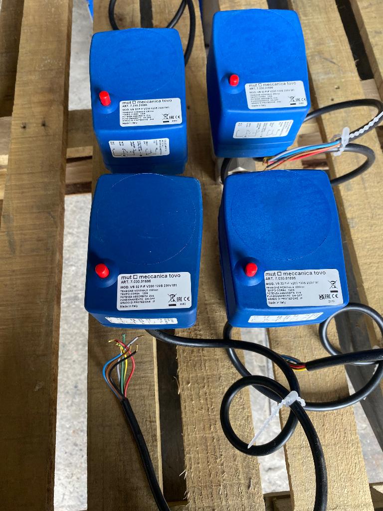 Servomotor met kraan, Ophalen, Nieuw, Chroom, Overige typen