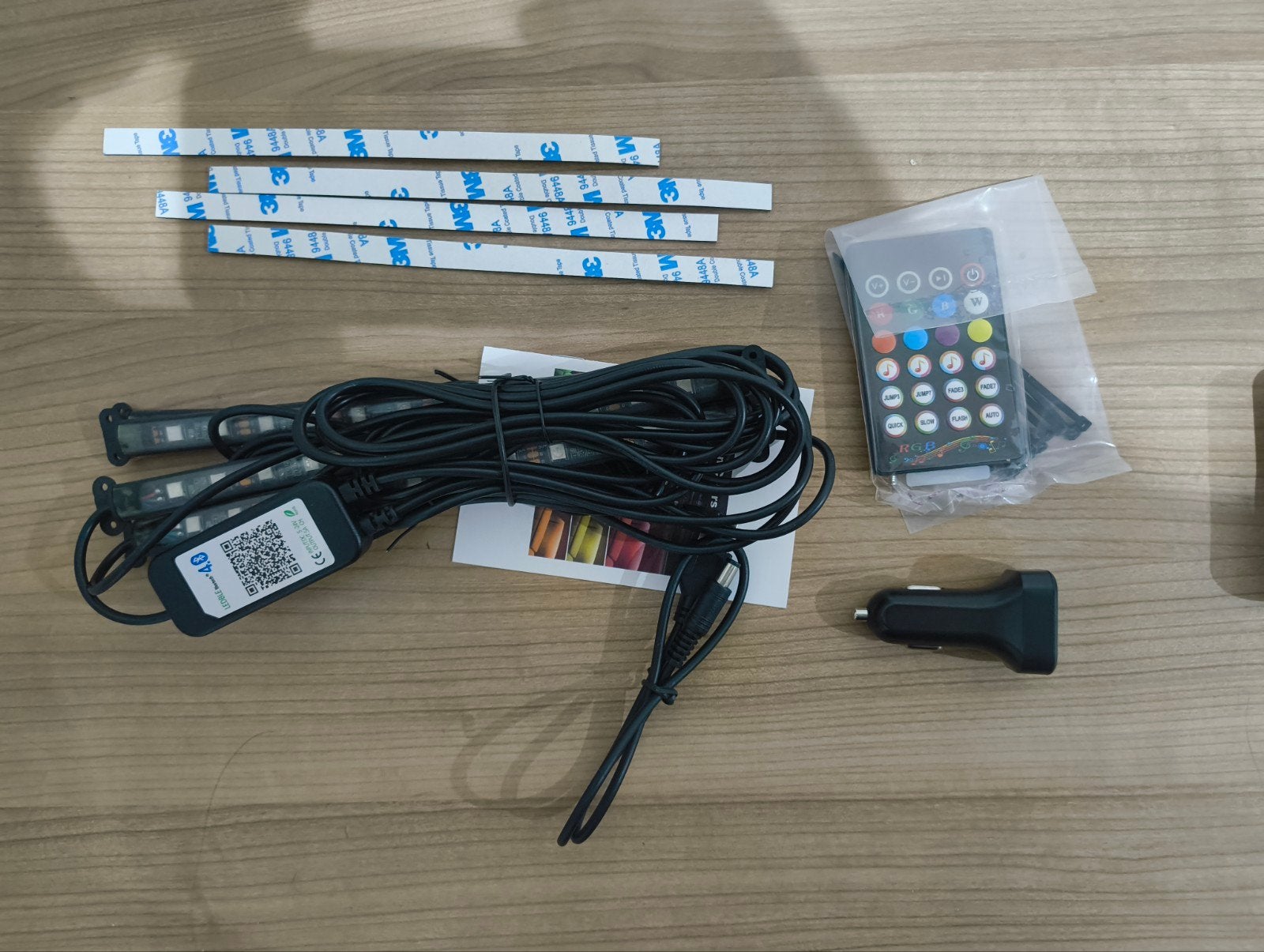 2 x Rgb auto ledlamp, Enlèvement ou Envoi