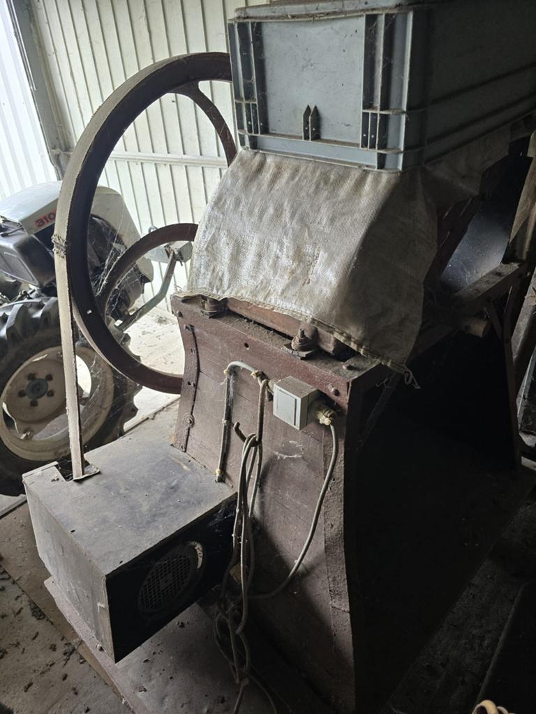 Bietenmolen met motor, Enlèvement