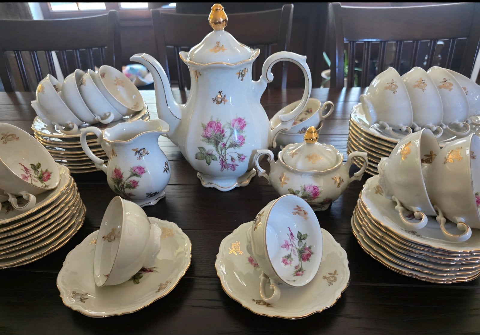 18-pers. Uniek Bavaria Mitterteich rozen koffie/theeservies, Ophalen
