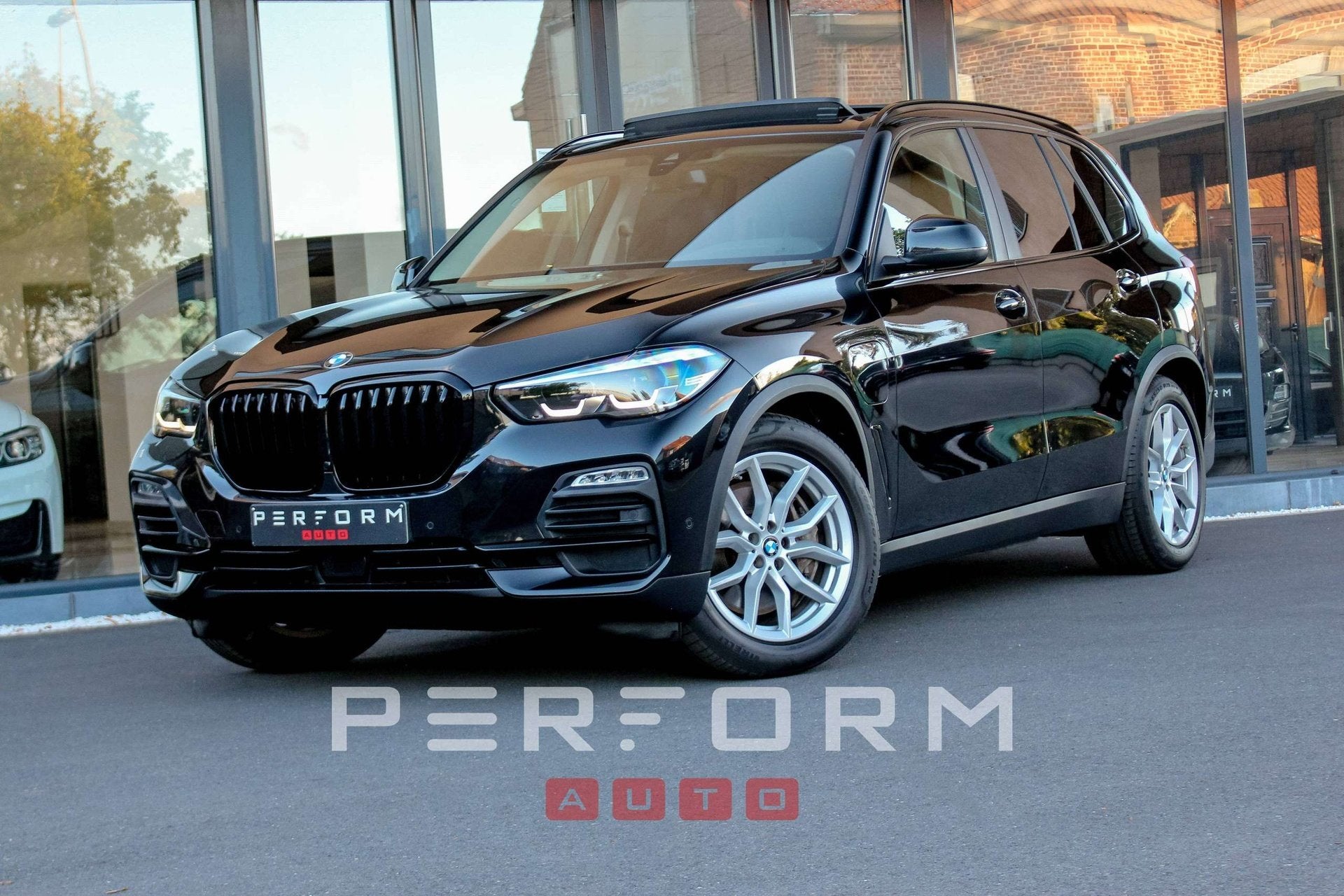BMW X5 X5 PHEV 3.0AS xDrive45e (EU6AP), Autos, BMW, Entreprise, Entretenue par le concessionnaire, Noir, 5 portes