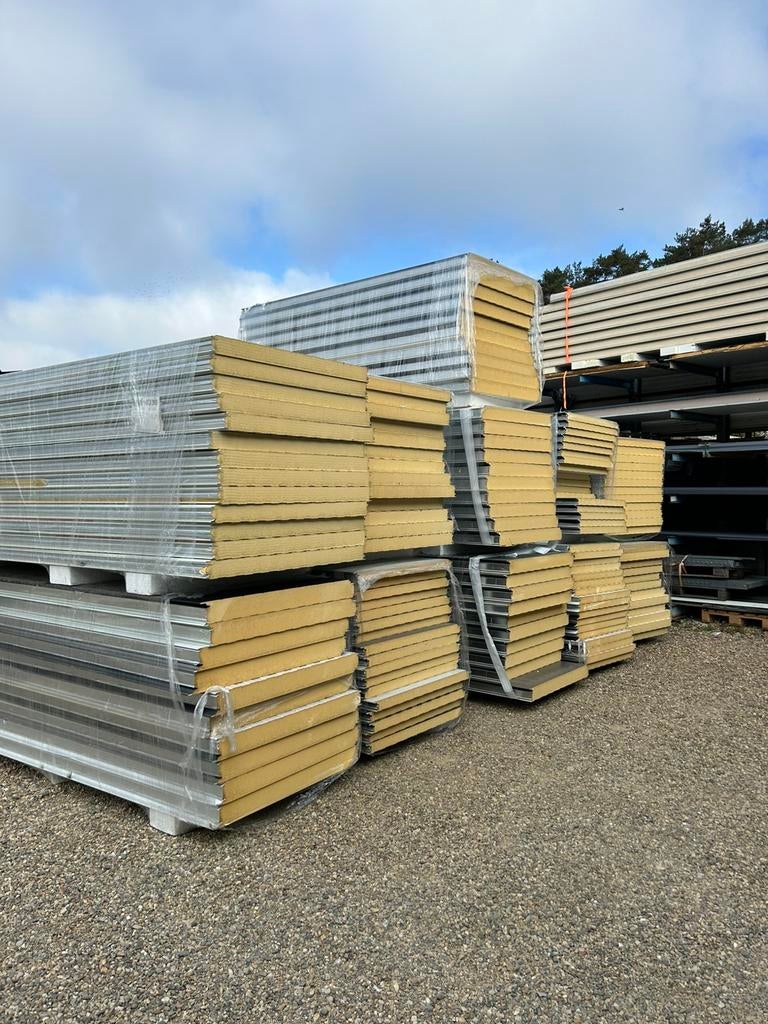 Wandplaten ideaal  voor koelkasten 6cm 8cm 10m€ 22.50/m2, Ophalen of Verzenden, Zo goed als nieuw