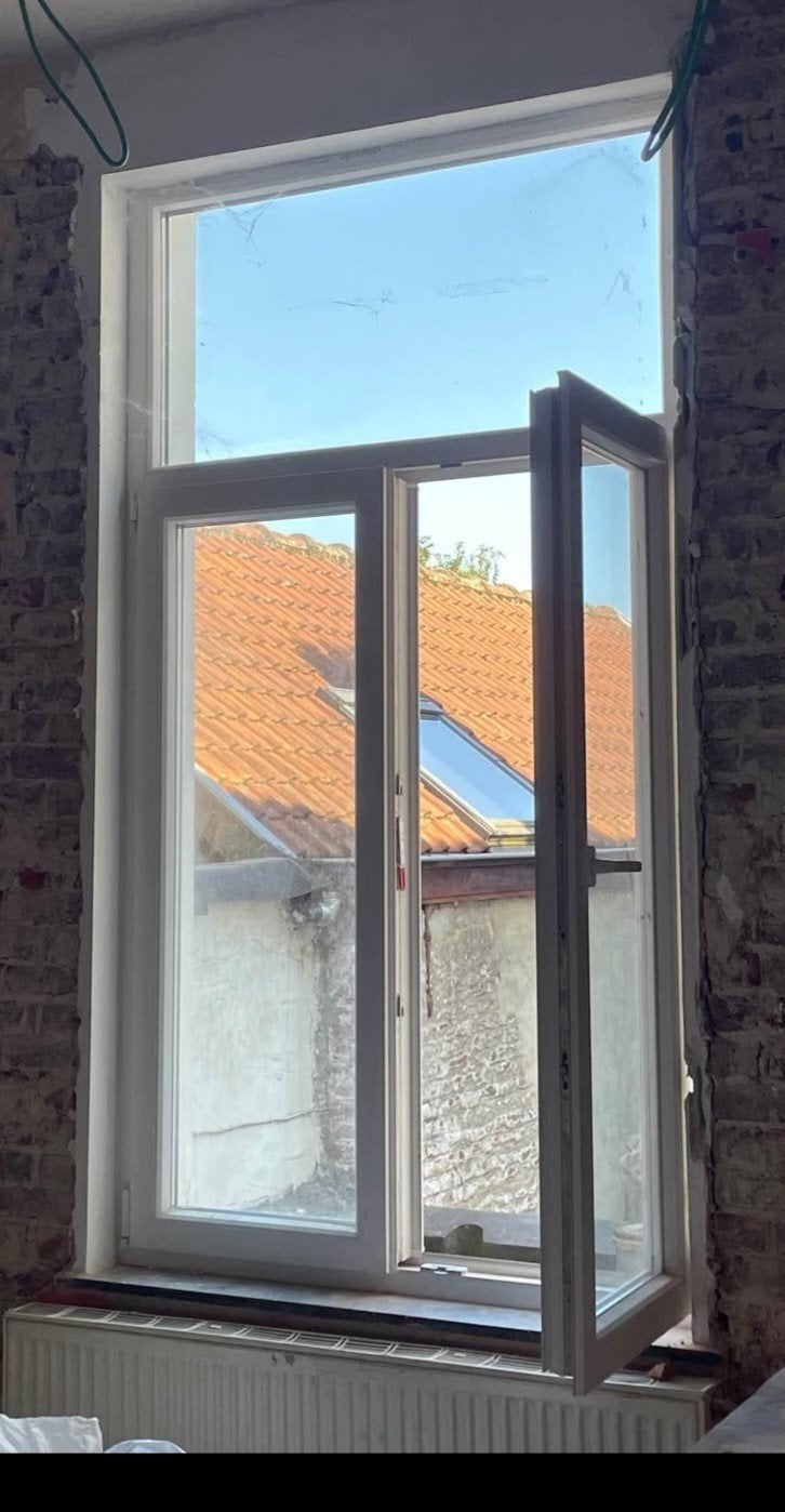 chassis pvc (fenêtre), Doe-het-zelf en Bouw, Overige materialen, Raamkozijn, Zo goed als nieuw, 150 tot 225 cm