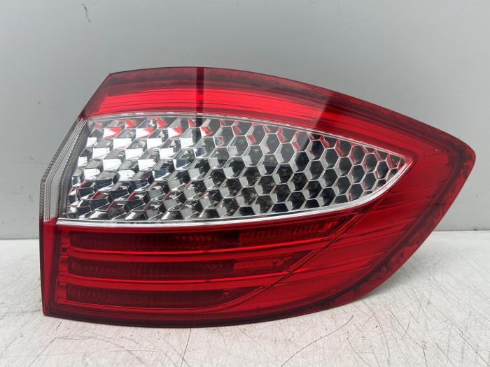 Achterlicht rechts van een Ford Mondeo, Auto-onderdelen, Gebruikt, -, -, Ophalen of Verzenden