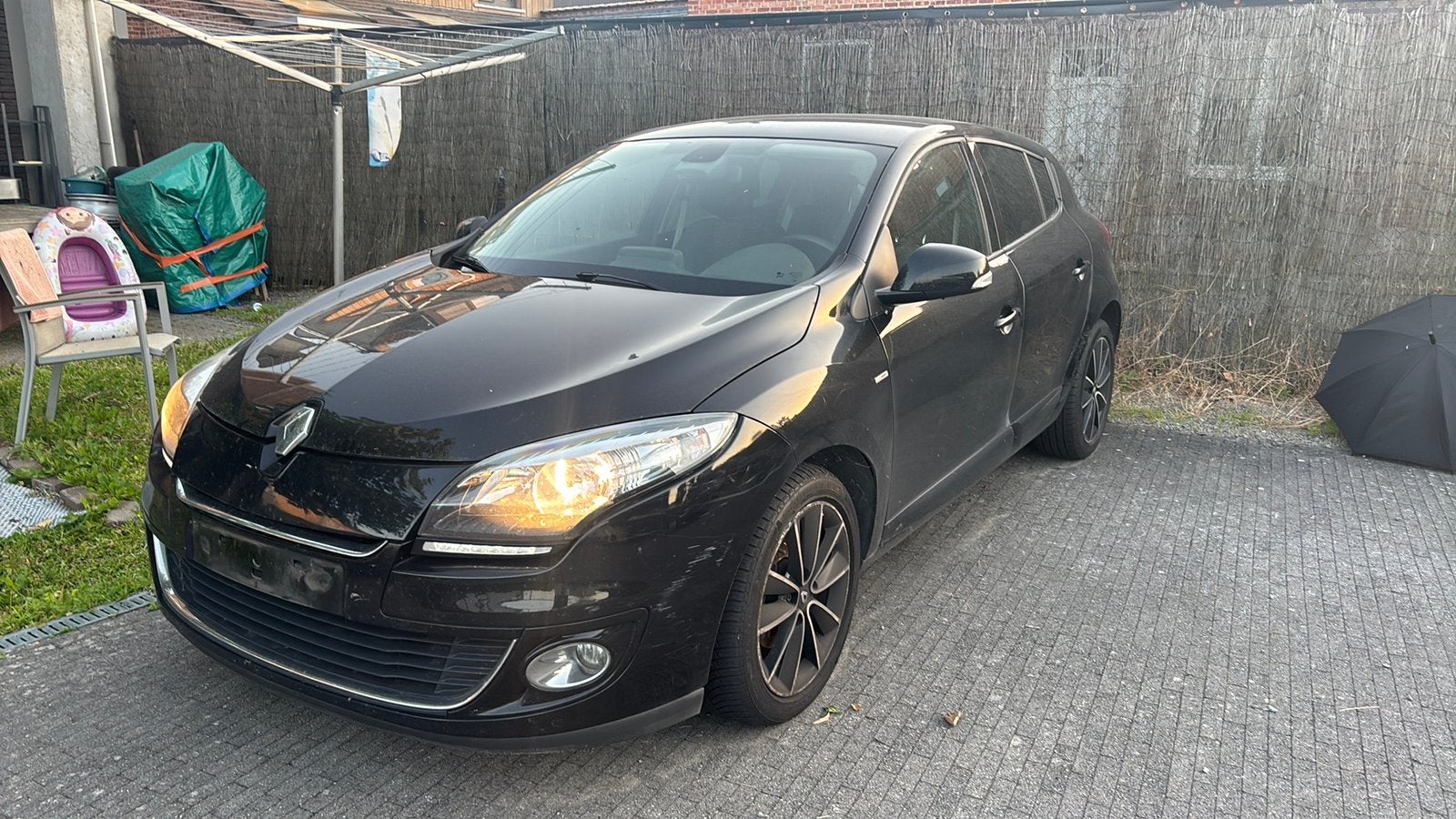 Renault megane, Autos, Euro 5, Achat, Capteur de lumière, Noir