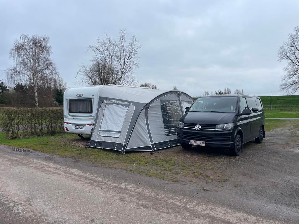 caravan LMC passion 440D van 2017. vakantieklaar, Caravans en Kamperen, Ophalen, Zo goed als nieuw, Tot en met 4