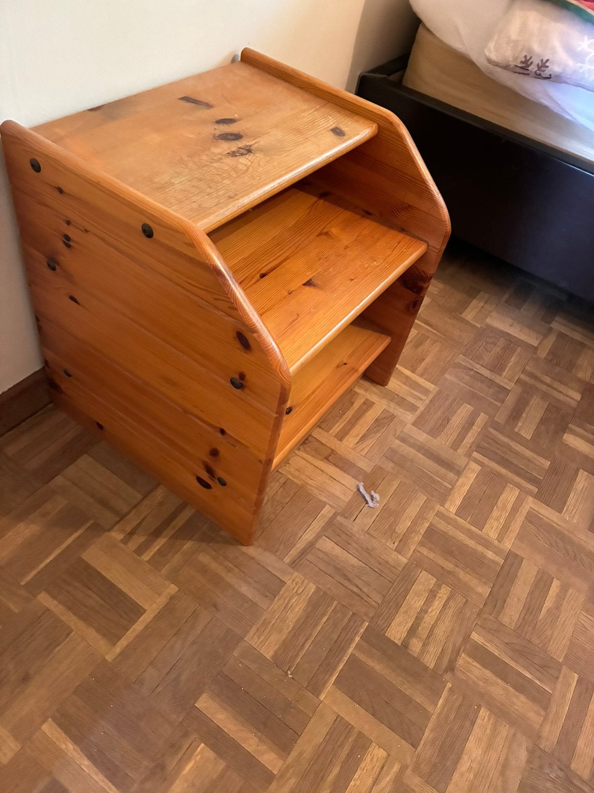 Table de nuit ( 2 pieces ), Enlèvement, Comme neuf