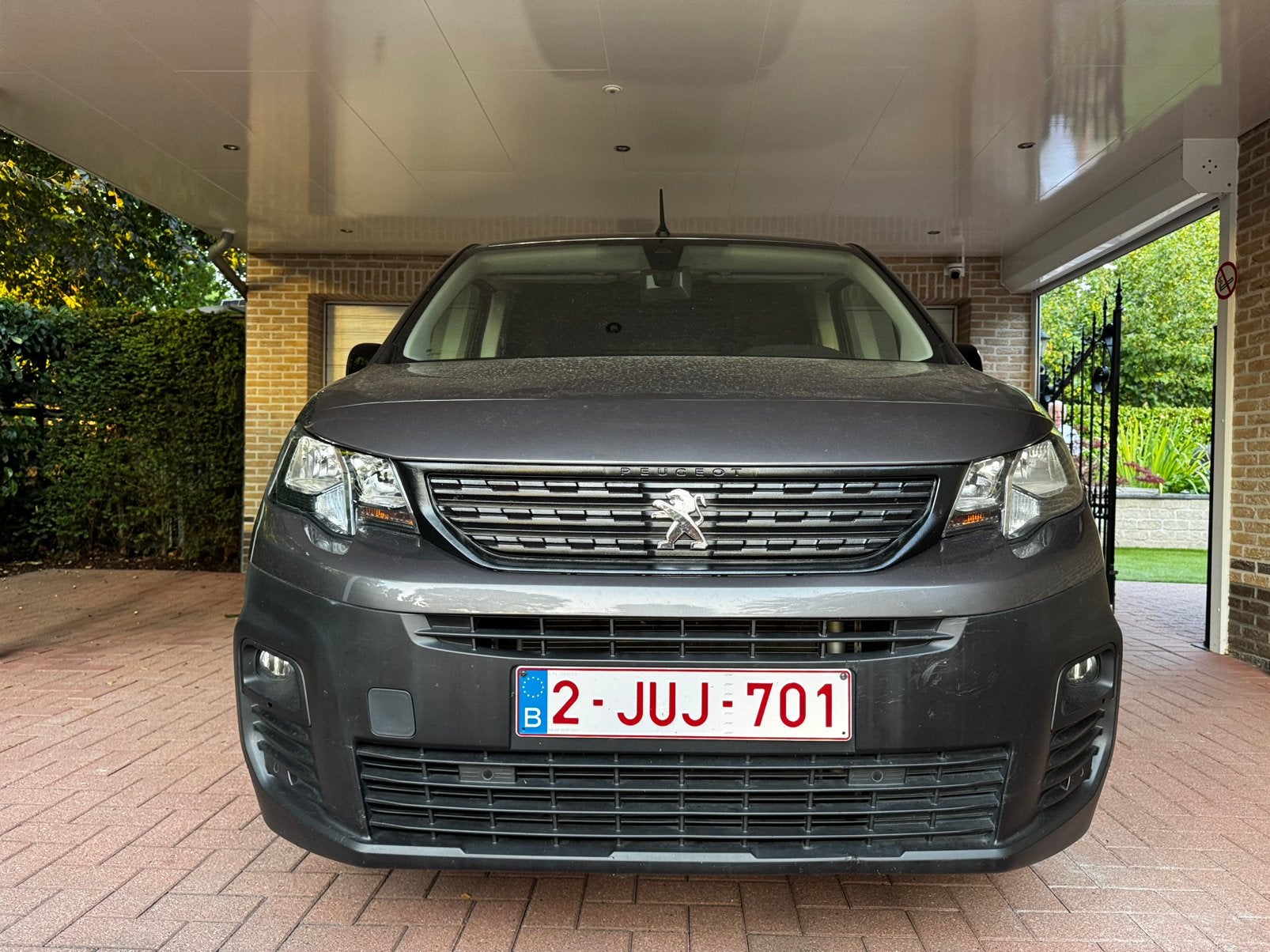 Peugeot Partner - Automaat | Lichte vracht | Clima | PDC/Cam, Automaat, Dealer onderhouden, Stof, 4 cilinders