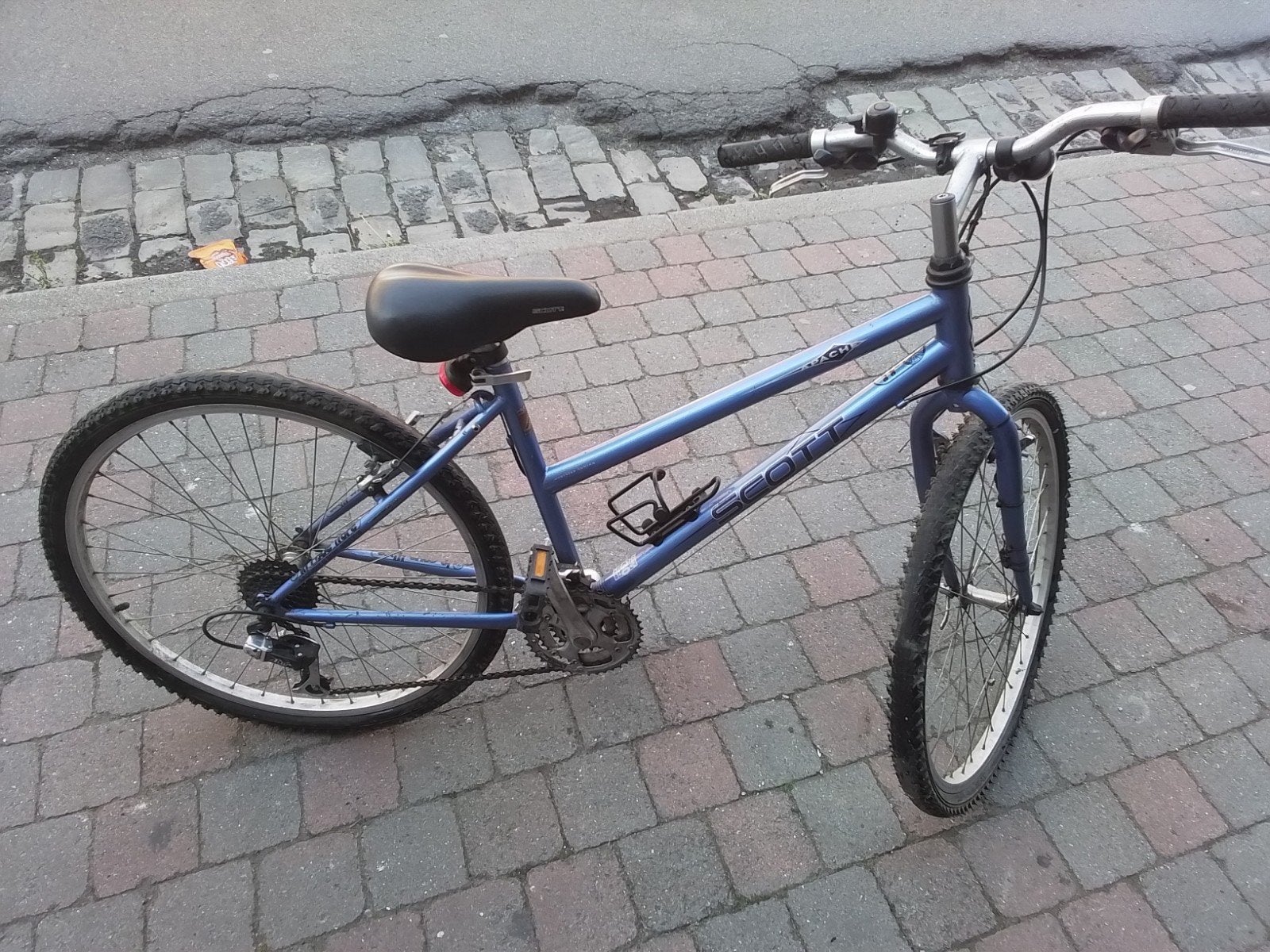 Velo dame, Vélos & Vélomoteurs