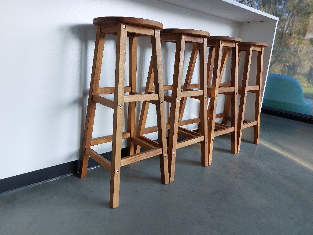 4 Barkrukken hout, Huis en Inrichting, Ophalen, Met voetsteun, 60 tot 90 cm, Zo goed als nieuw