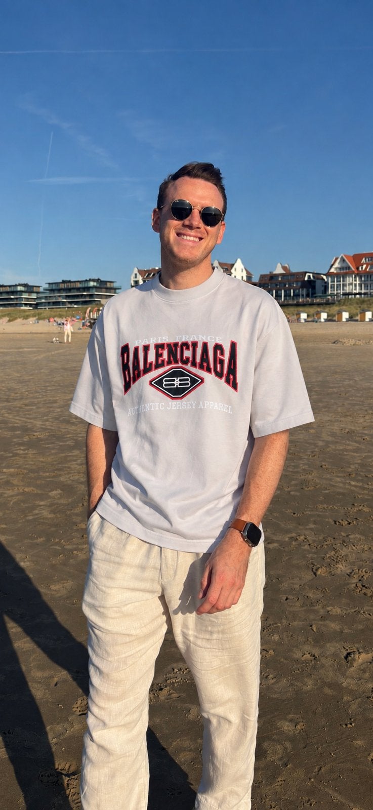Balenciaga T-shirt, Ophalen