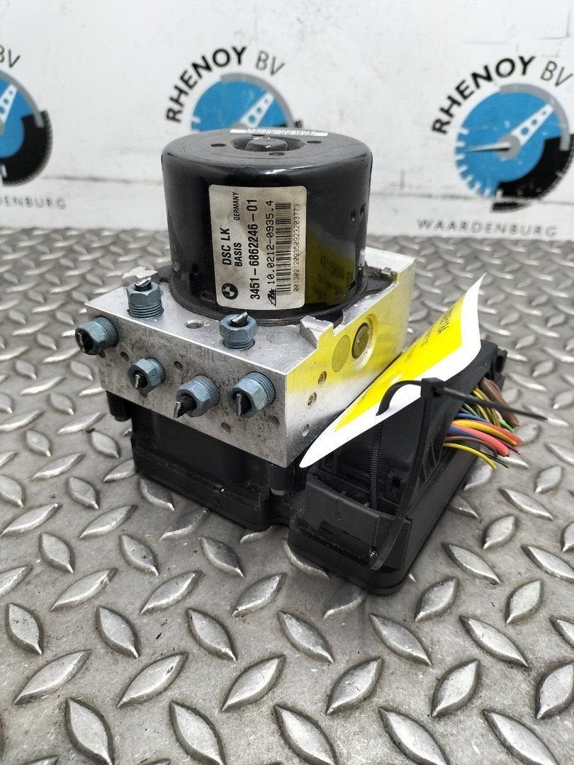 BMW 3 SERIES F31 330d High Executive  ABS POMP  2013, Ophalen of Verzenden, Gebruikt, Stiba lid