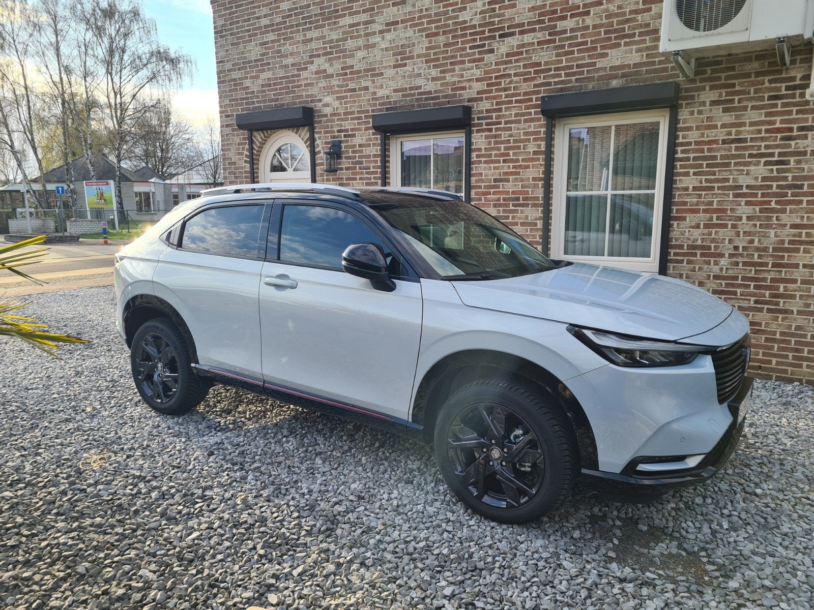 Honda HR-V  e: HEV  full Hybrid advance style, Auto's, Automaat, Dealer onderhouden, 1498 cc, Beige