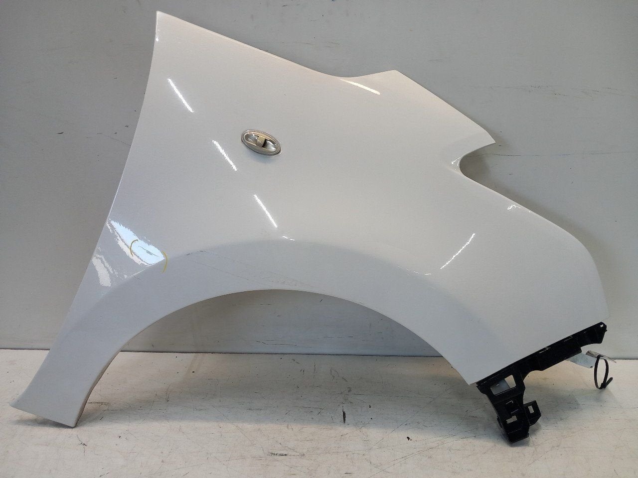 Spatbord rechts voor Citroën C3, Onderdelen@venauto.nl, Van der Ven Autorecycling B.V., Ettenseweg 76, 4706 PB Roosendaal, The Netherlands