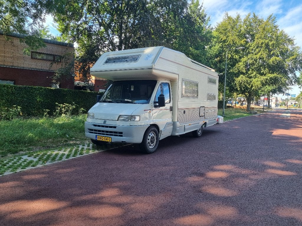 Fiat Ducato Maxi 2.5 TDI | 6 pers. | Airco | 300Ah Lithium, Caravans en Kamperen, Chemisch toilet, Alkoof, Fiat, Particulier