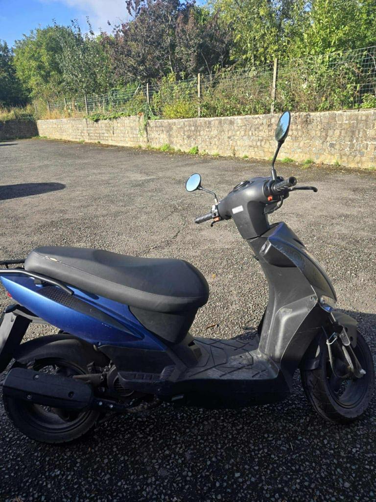 Kymco 25cc, Ophalen, Klasse A (25 km/u), Zo goed als nieuw, Agility