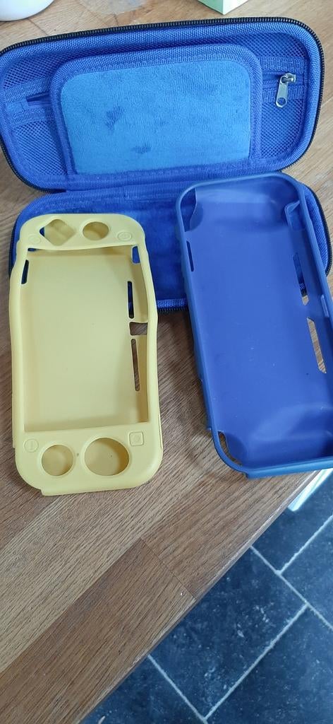 Nintendo Switch Lite hoesjes, Enlèvement