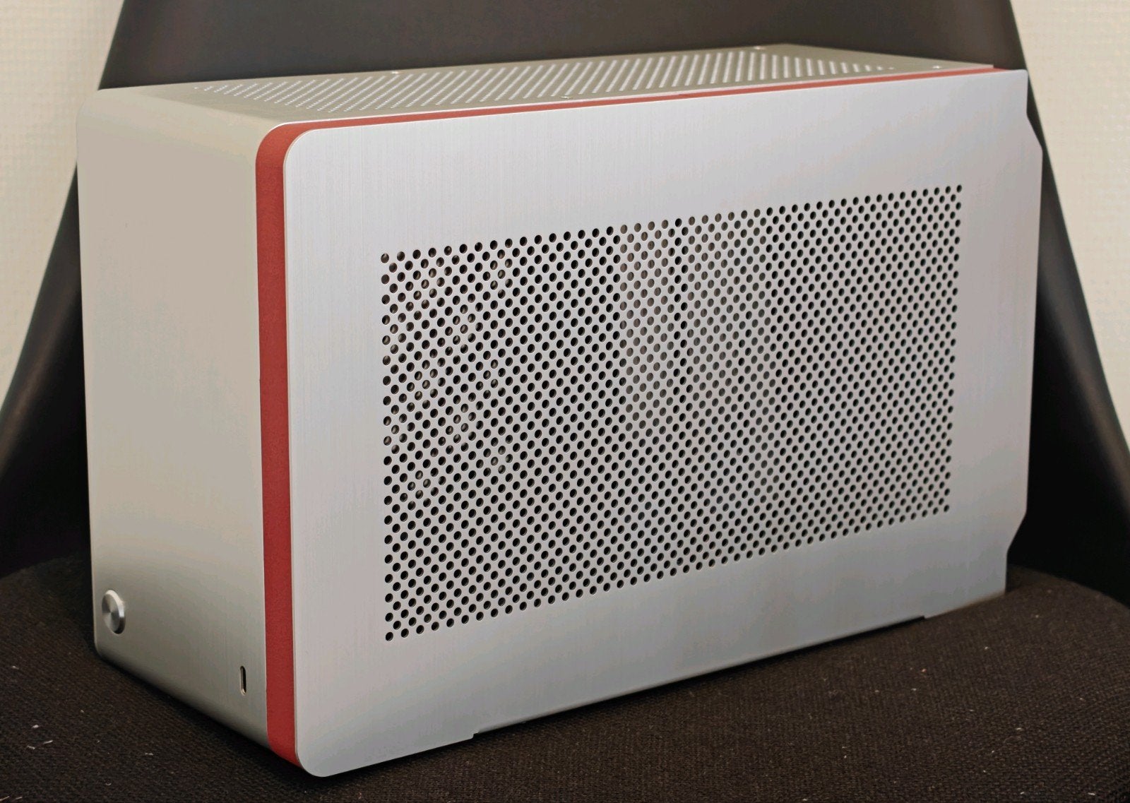 Dan A4 SFX, Computers en Software, Computerbehuizingen, Zo goed als nieuw, Ophalen of Verzenden