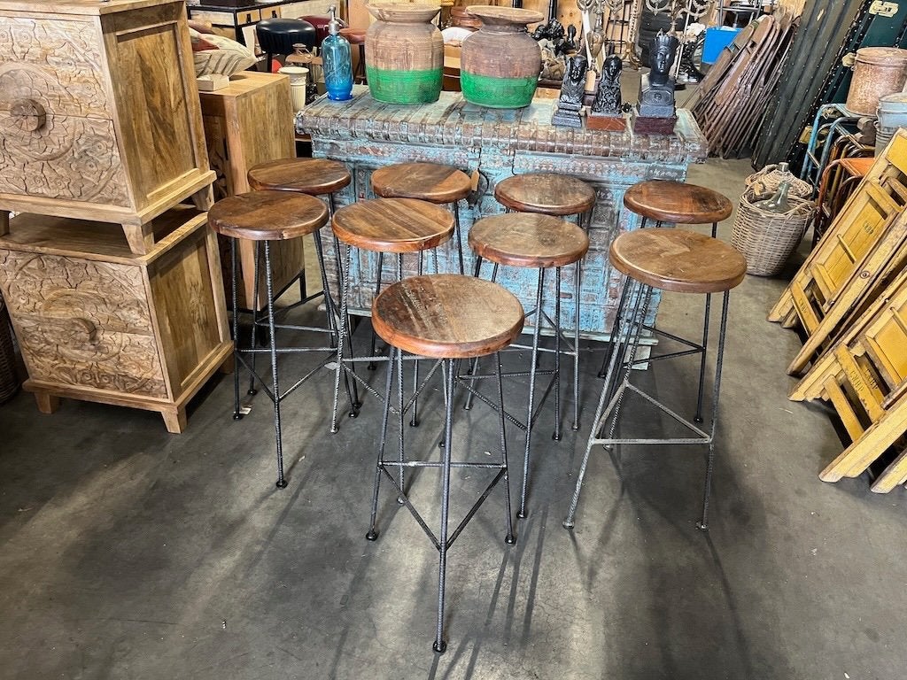 9 magnifiques tabourets de bar industriels de RAW, Neuf, Avec repose-pieds, Enlèvement, Bois