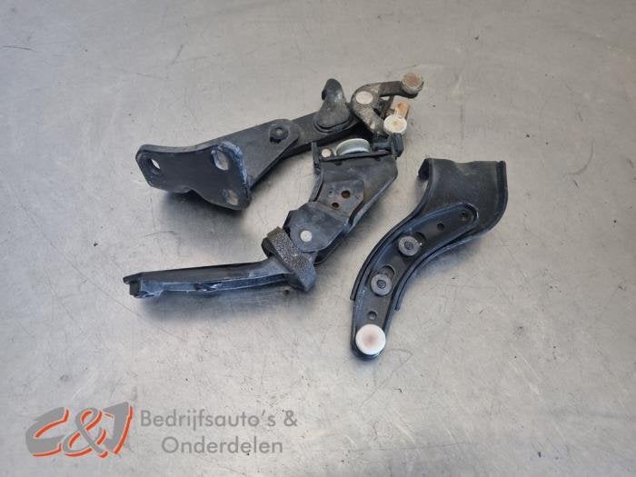 Schuifdeurrol rechts van een Volkswagen Caddy (LA7W), Gebruikt, -, Volkswagen, -