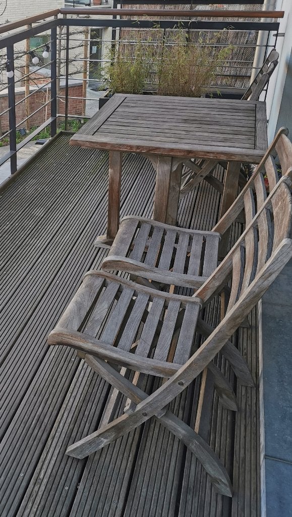 4 x Houten klapstoelen + kleine tafel + graties kussens, Tuin en Terras, Ophalen, 4 zitplaatsen, Zo goed als nieuw, Loungeset