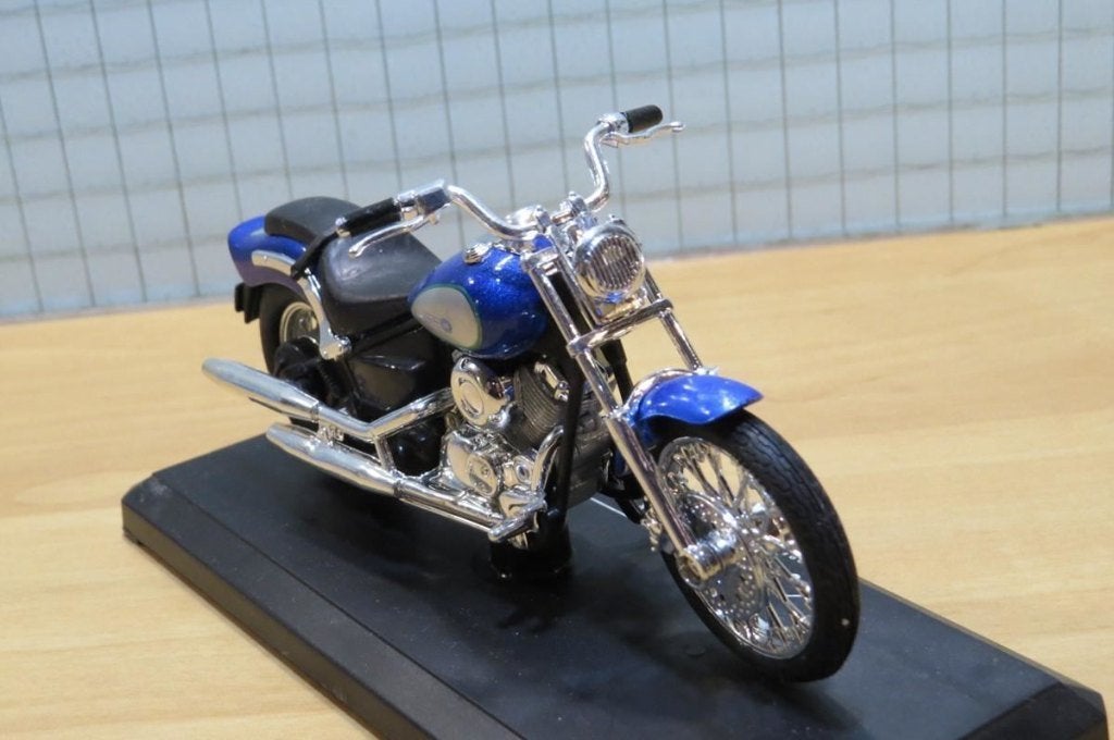 Yamaha XVS650 Dragstar blue 1:18 majorette, Hobby & Loisirs créatifs, Voitures miniatures | 1:18, Neuf, Moteur, Autres marques