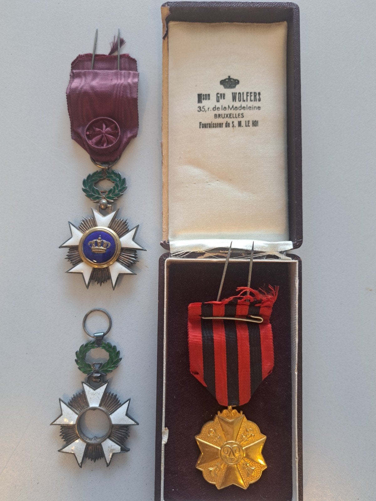 Décorations début du 20 ème siècle, Enlèvement ou Envoi