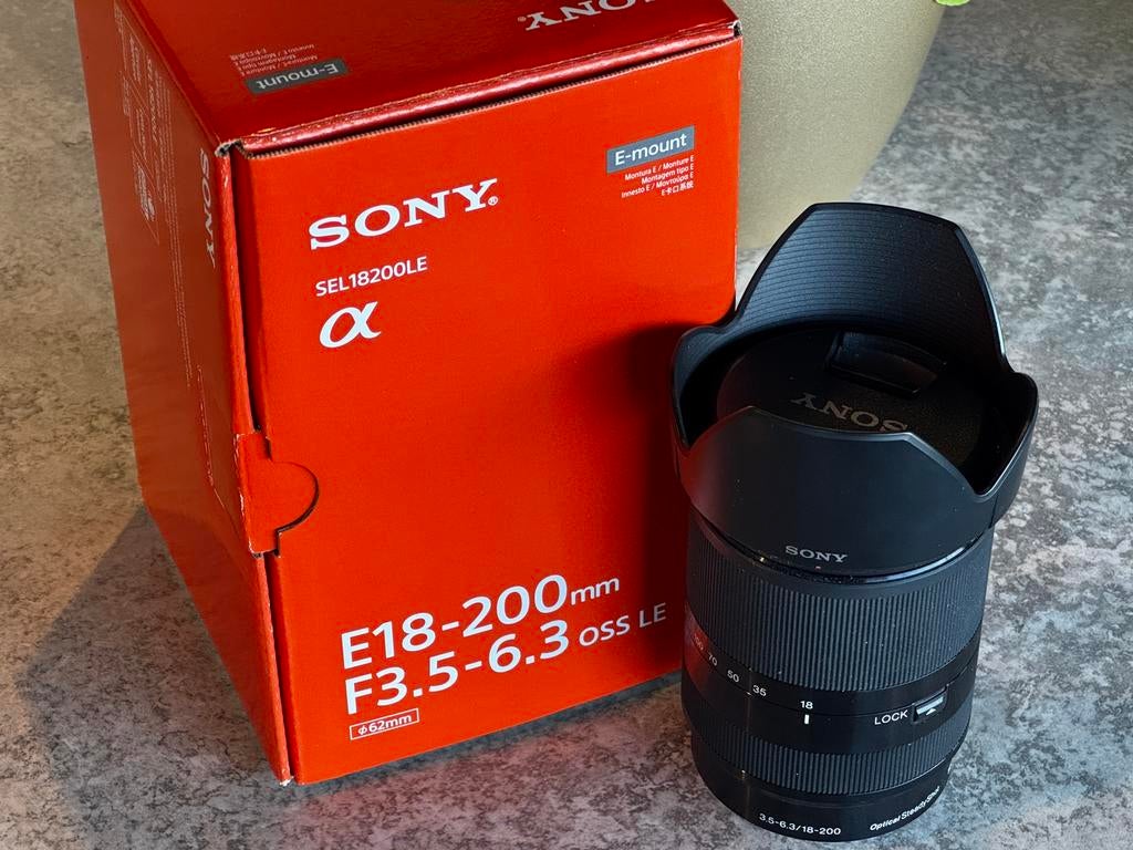 Sony SEL18200LE Lens zoom E18-200mm, Ophalen, Telelens, Zoom